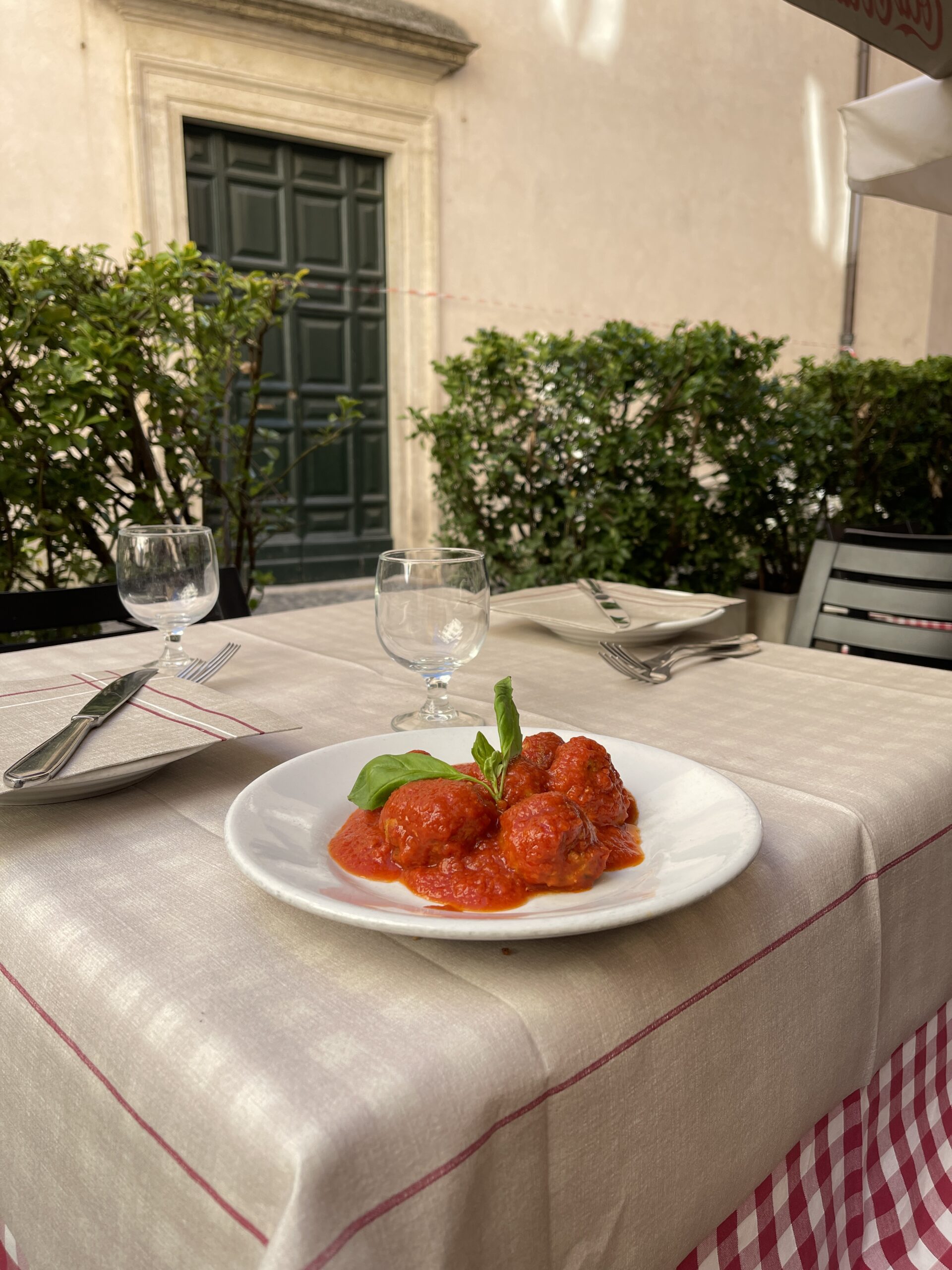 Polpette di carne al pomodoro